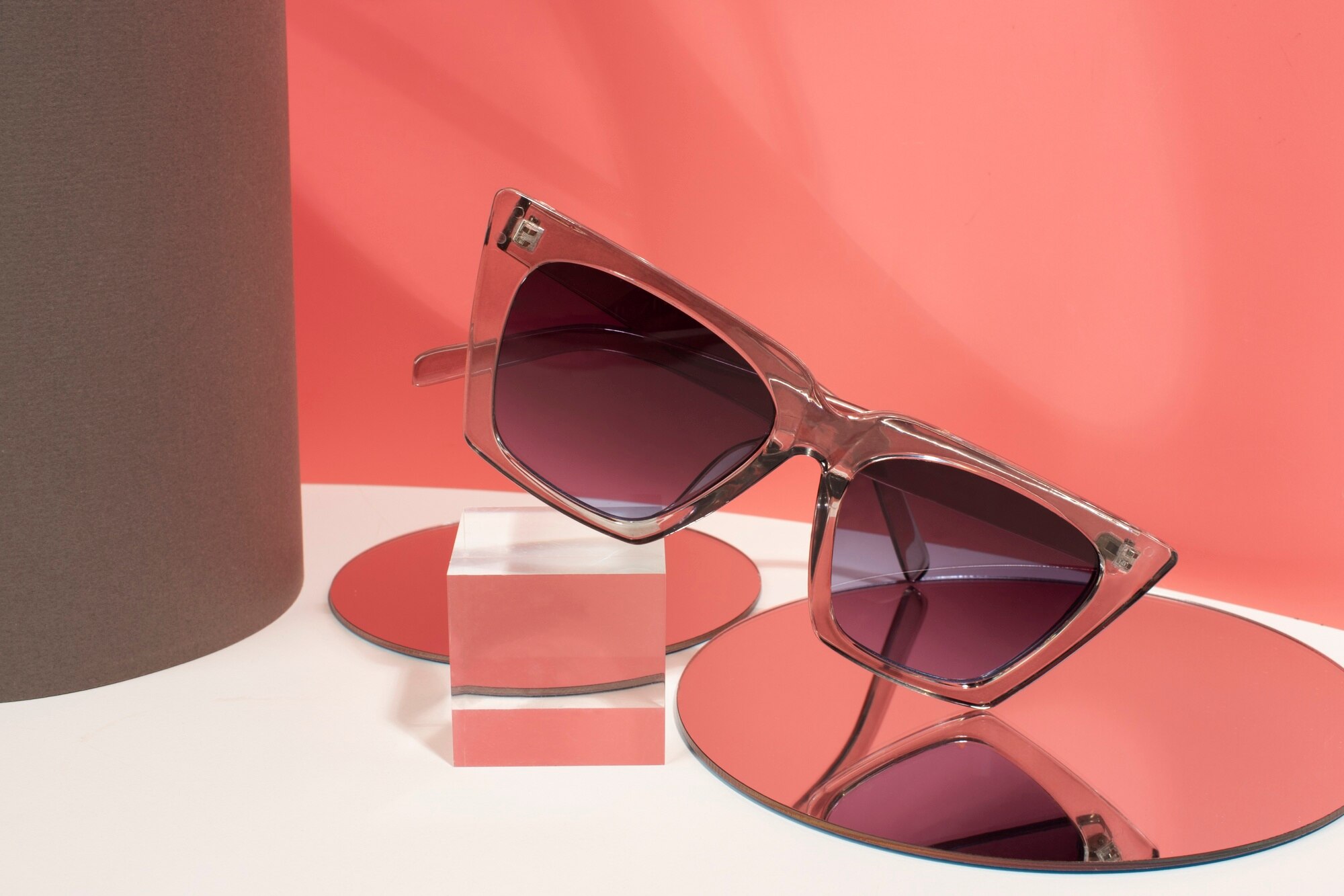 A szemüveg egyben remek kiegészítő is.